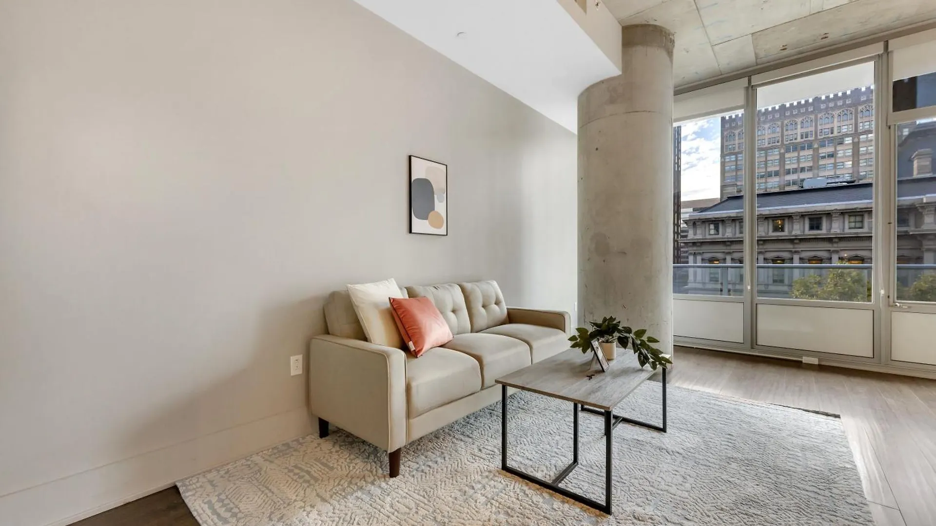 Towers At Opop 604 Spacios And Cozy 2 Bd 1 B Saint Louis 0*,  United States