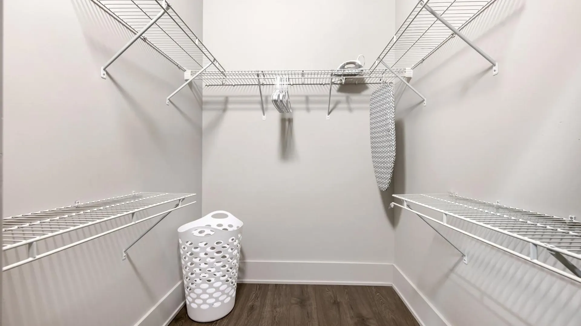 Apartment Towers At Opop 604 Spacios And Cozy 2 Bd 1 B Saint Louis United States